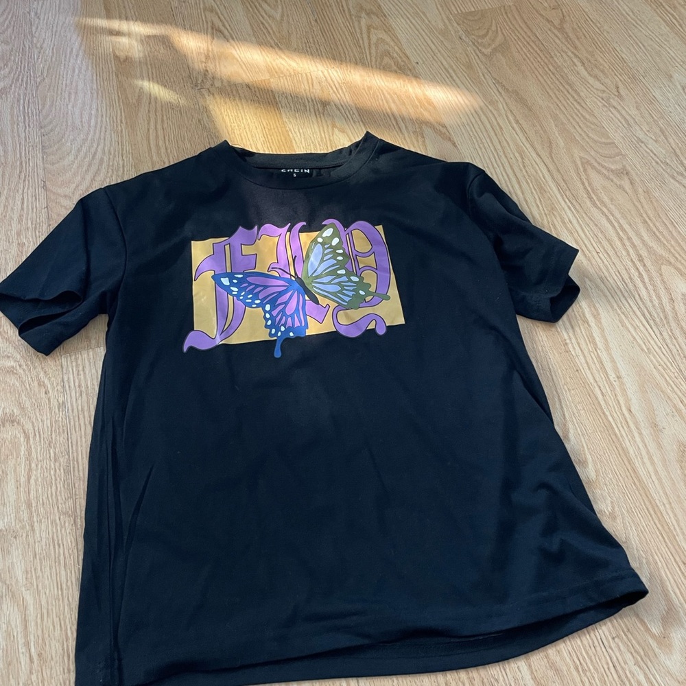 t shirt
